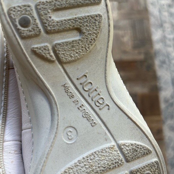 Hotter Mexico STD Comfort Concept Leather Flower Flat Size 5 - Picture 6 of 9